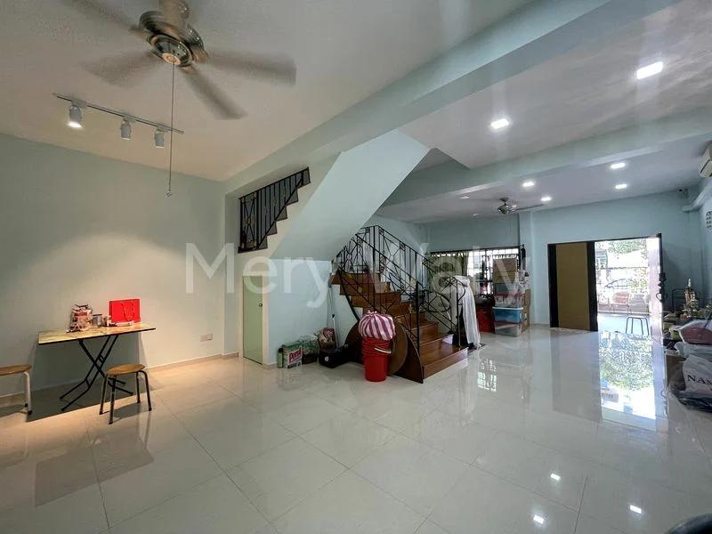 6 Bed Terraced House (Landed) for Rent in  Ceylon Road - Image 1
